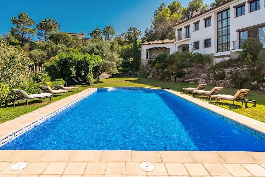 Villa Pantanal In Golf Costa Brava location